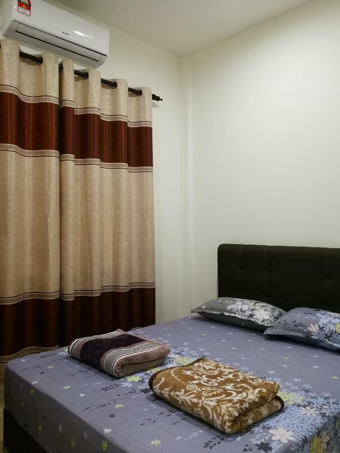 Address No 915, Lorong Uni Central 13, Taman Uni Central, Kuching Samarahan Expressway Exterior photo