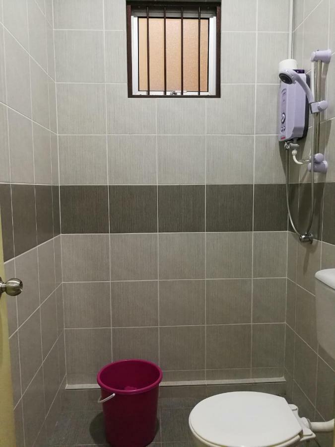 Address No 915, Lorong Uni Central 13, Taman Uni Central, Kuching Samarahan Expressway Exterior photo