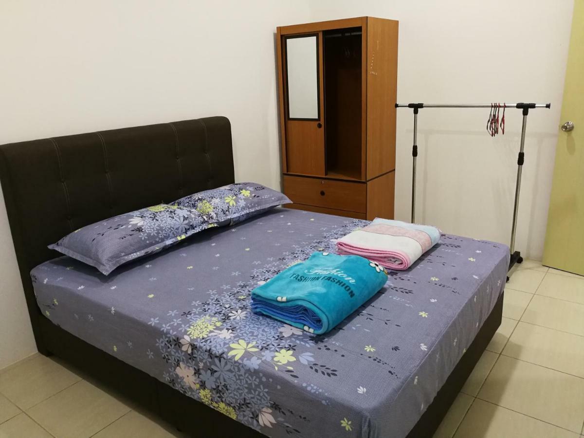 Address No 915, Lorong Uni Central 13, Taman Uni Central, Kuching Samarahan Expressway Exterior photo